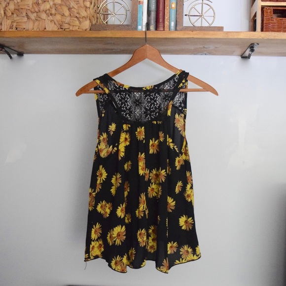 E hanger M Tops - {E hanger M} Sunflower Tank